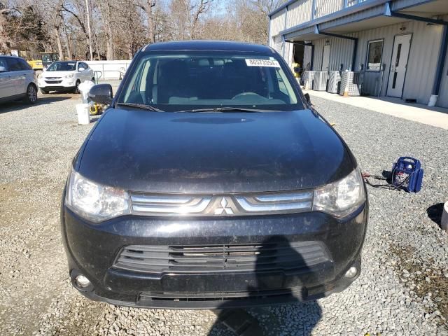 2014 Mitsubishi Outlander SE