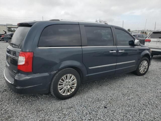 2013 Chrysler Town & Country Limited