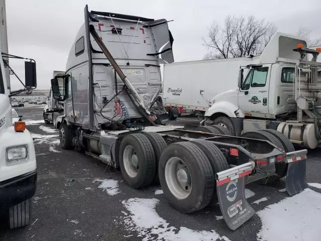 2015 Volvo VN VNL