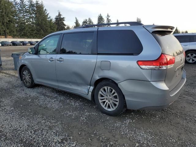 2011 Toyota Sienna XLE