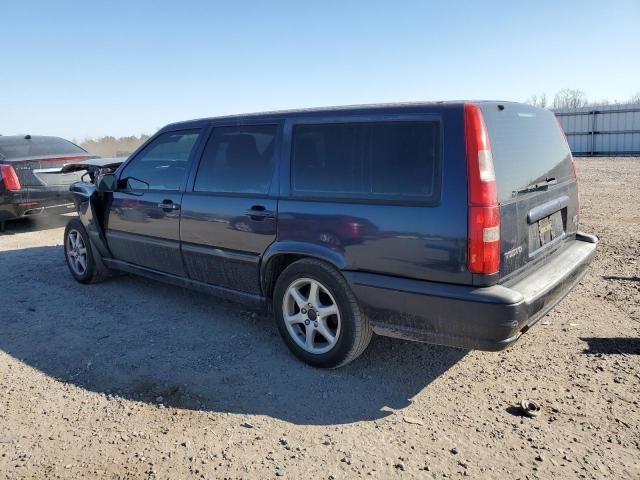 2000 Volvo V70 Base