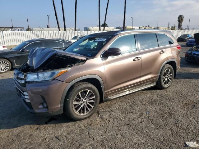 2018 Toyota Highlander SE