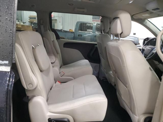 2011 Chrysler Town & Country Touring