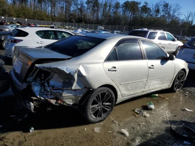 2004 Toyota Camry LE