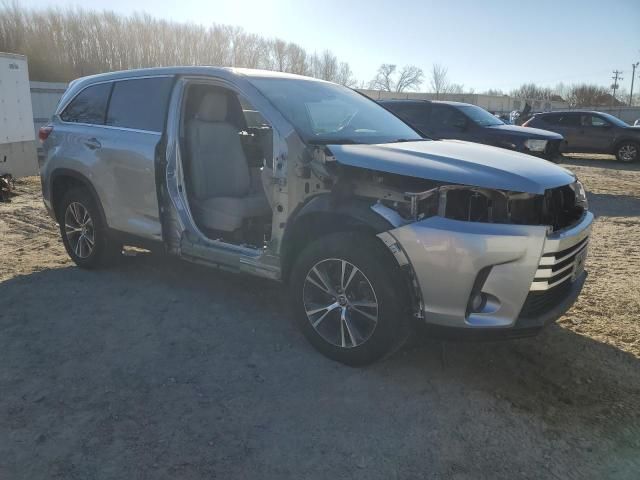 2019 Toyota Highlander LE