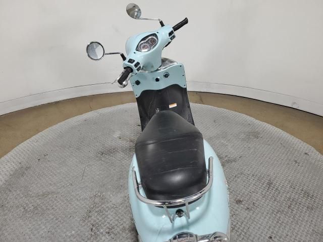 2022 Sany Moped