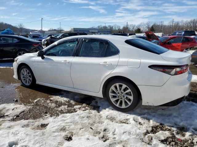 2022 Toyota Camry LE