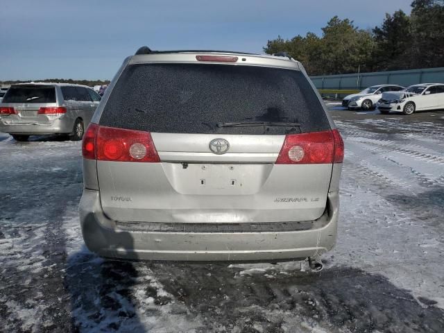 2007 Toyota Sienna CE