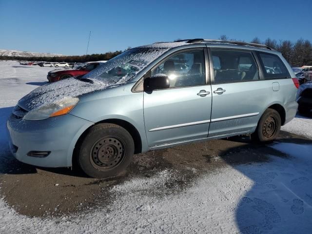 2007 Toyota Sienna CE