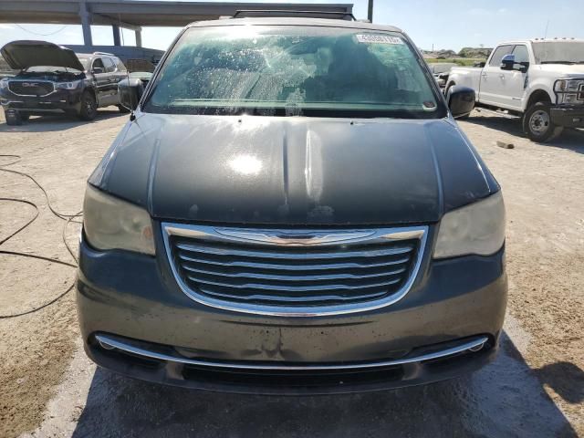 2012 Chrysler Town & Country Touring