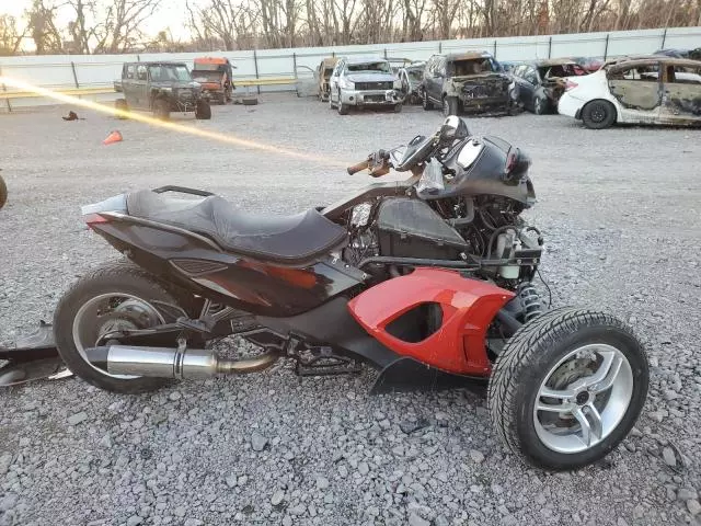 2009 Can-Am Spyder Roadster RS