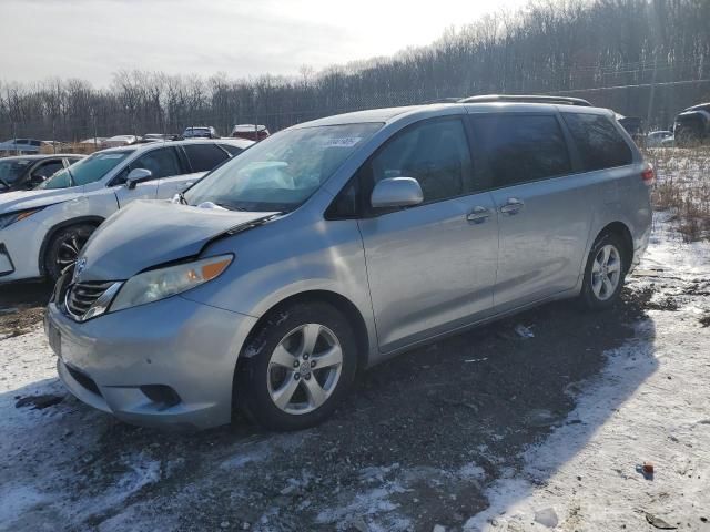 2011 Toyota Sienna LE