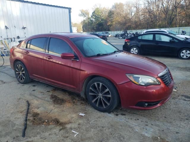 2014 Chrysler 200 Touring