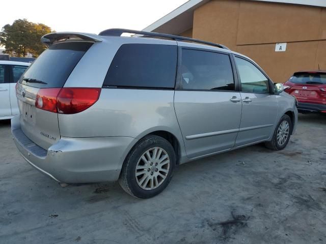 2008 Toyota Sienna XLE