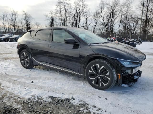 2023 KIA EV6 Light