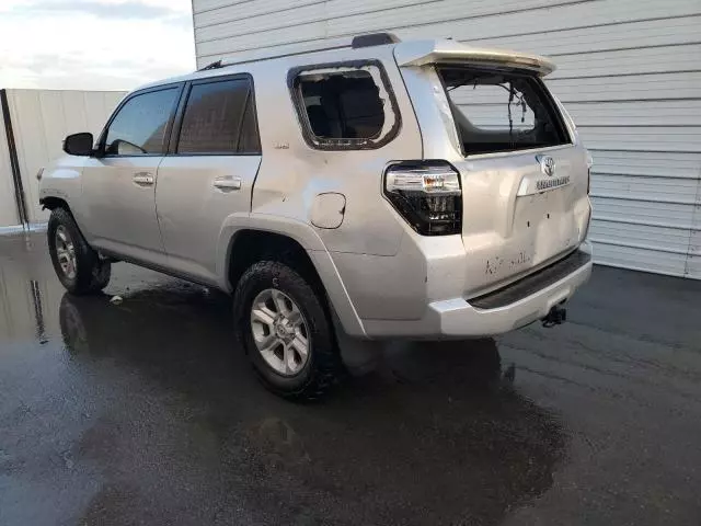 2022 Toyota 4runner SR5