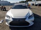 2022 Lexus ES 300H Base