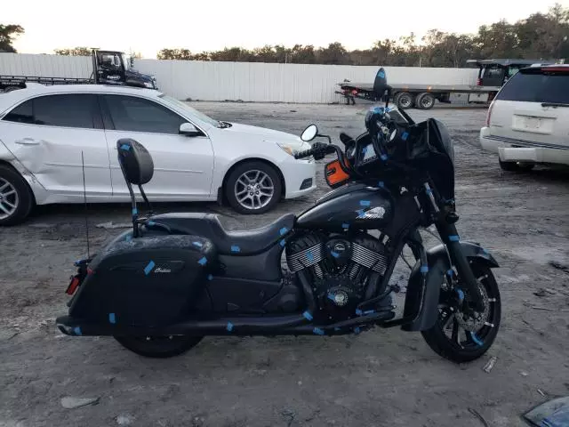 2019 Indian Motorcycle Co. Chieftain Dark Horse