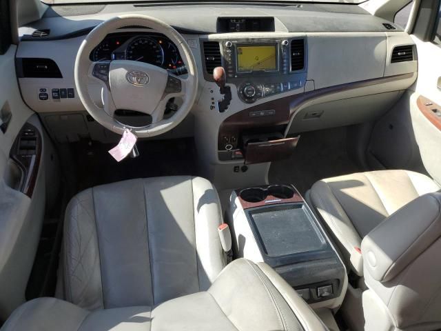 2011 Toyota Sienna XLE