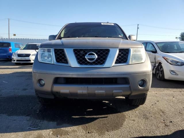 2006 Nissan Pathfinder LE