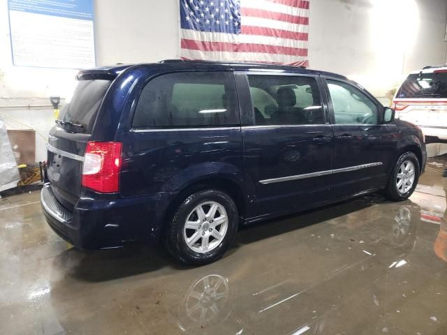 2011 Chrysler Town & Country Touring