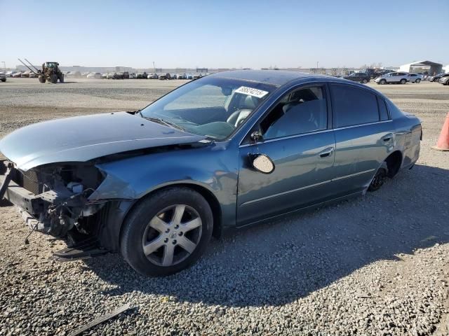 2002 Nissan Altima Base