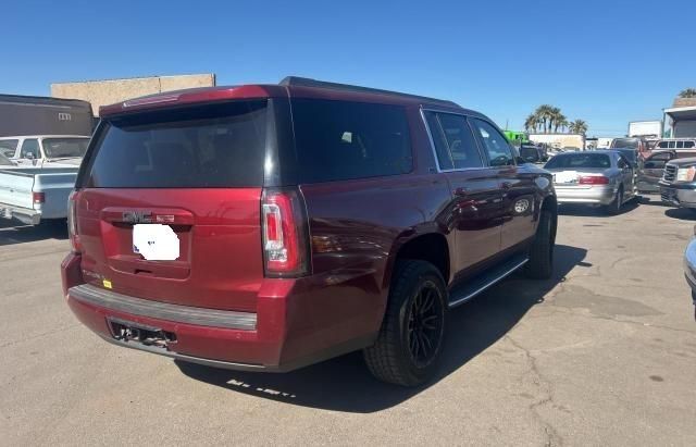 2017 GMC Yukon XL K1500 SLT