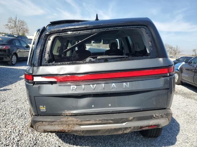 2024 Rivian R1S Adventure