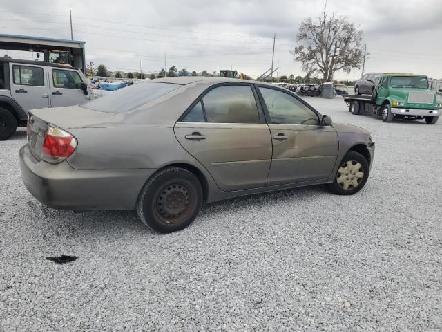 2005 Toyota Camry LE