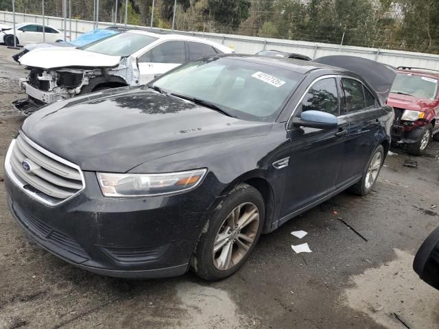 2015 Ford Taurus SE