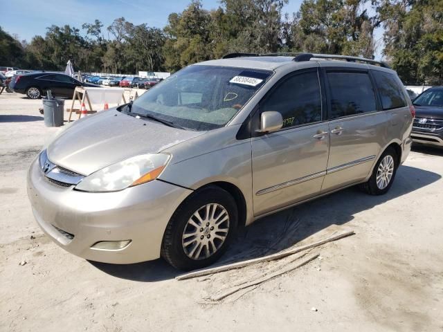 2007 Toyota Sienna XLE