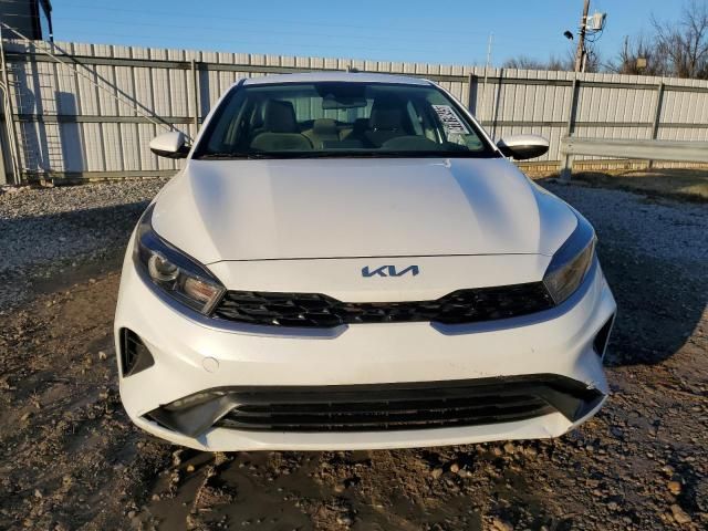 2023 KIA Forte LX