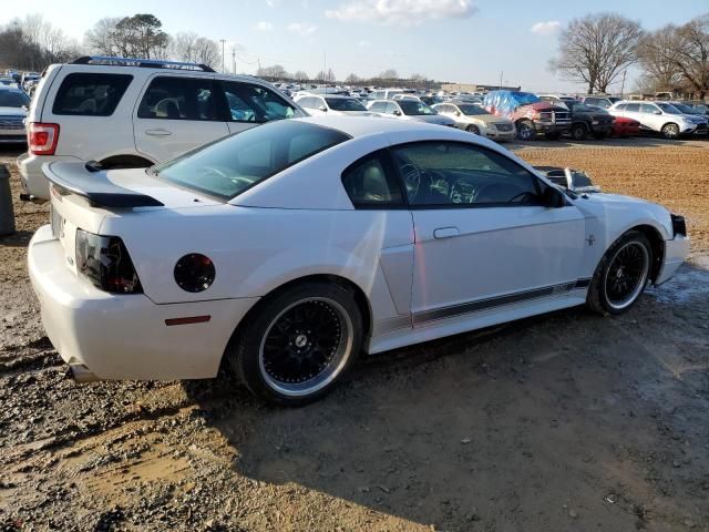 2003 Ford Mustang Mach I