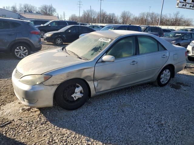 2005 Toyota Camry LE