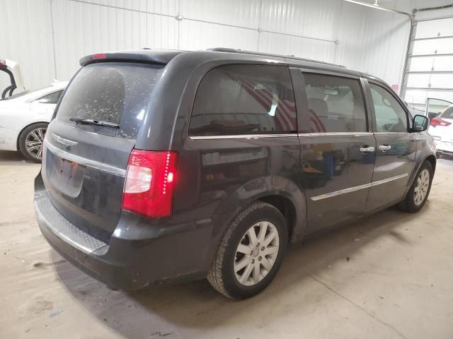 2012 Chrysler Town & Country Touring L