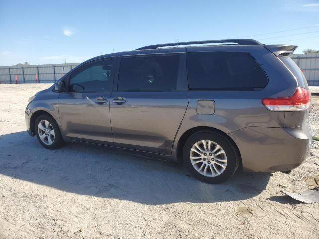 2012 Toyota Sienna XLE