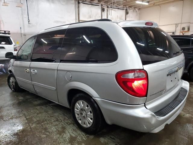 2007 Chrysler Town & Country LX