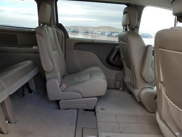 2016 Chrysler Town & Country Touring