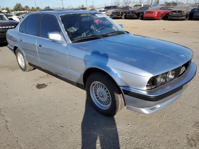 1992 BMW 525 I