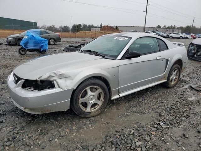 2003 Ford Mustang