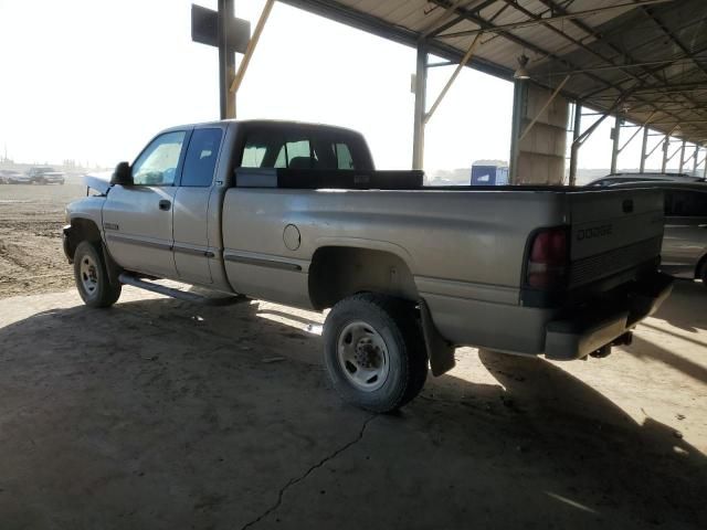 1998 Dodge RAM 2500