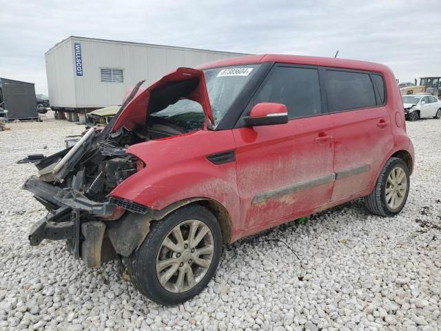 2013 KIA Soul +