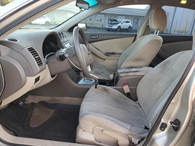 2010 Nissan Altima Base