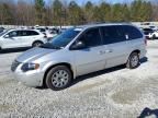 2005 Chrysler Town & Country Limited