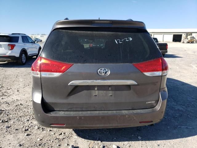 2012 Toyota Sienna XLE