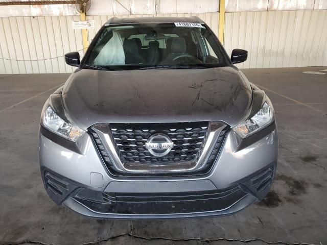 2019 Nissan Kicks S