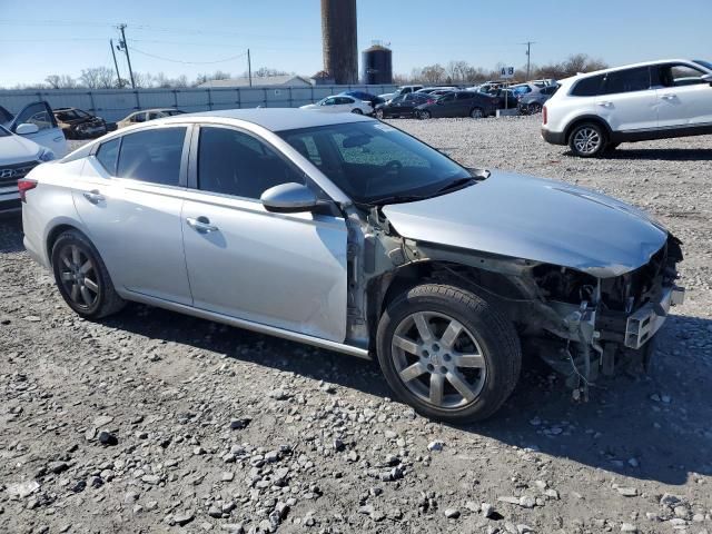 2019 Nissan Altima S