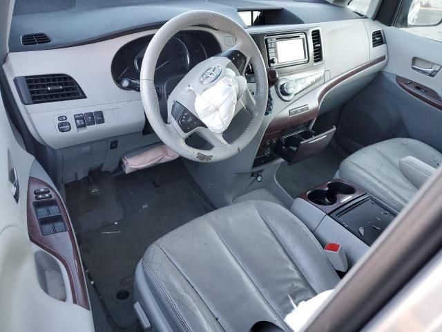 2014 Toyota Sienna XLE