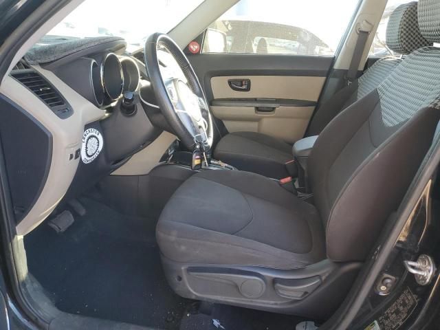 2010 KIA Soul +