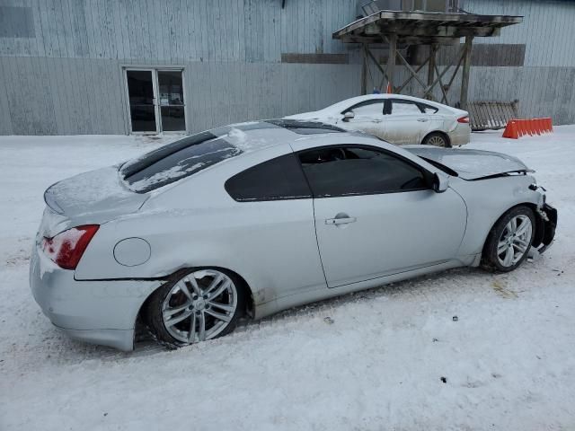 2010 Infiniti G37